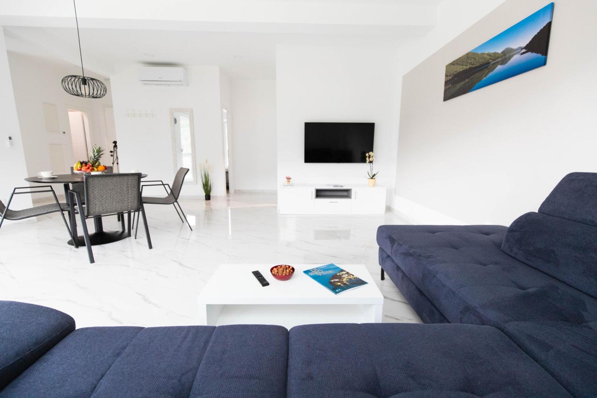 Villa House Bartulovic -lucia With Sea View Ston