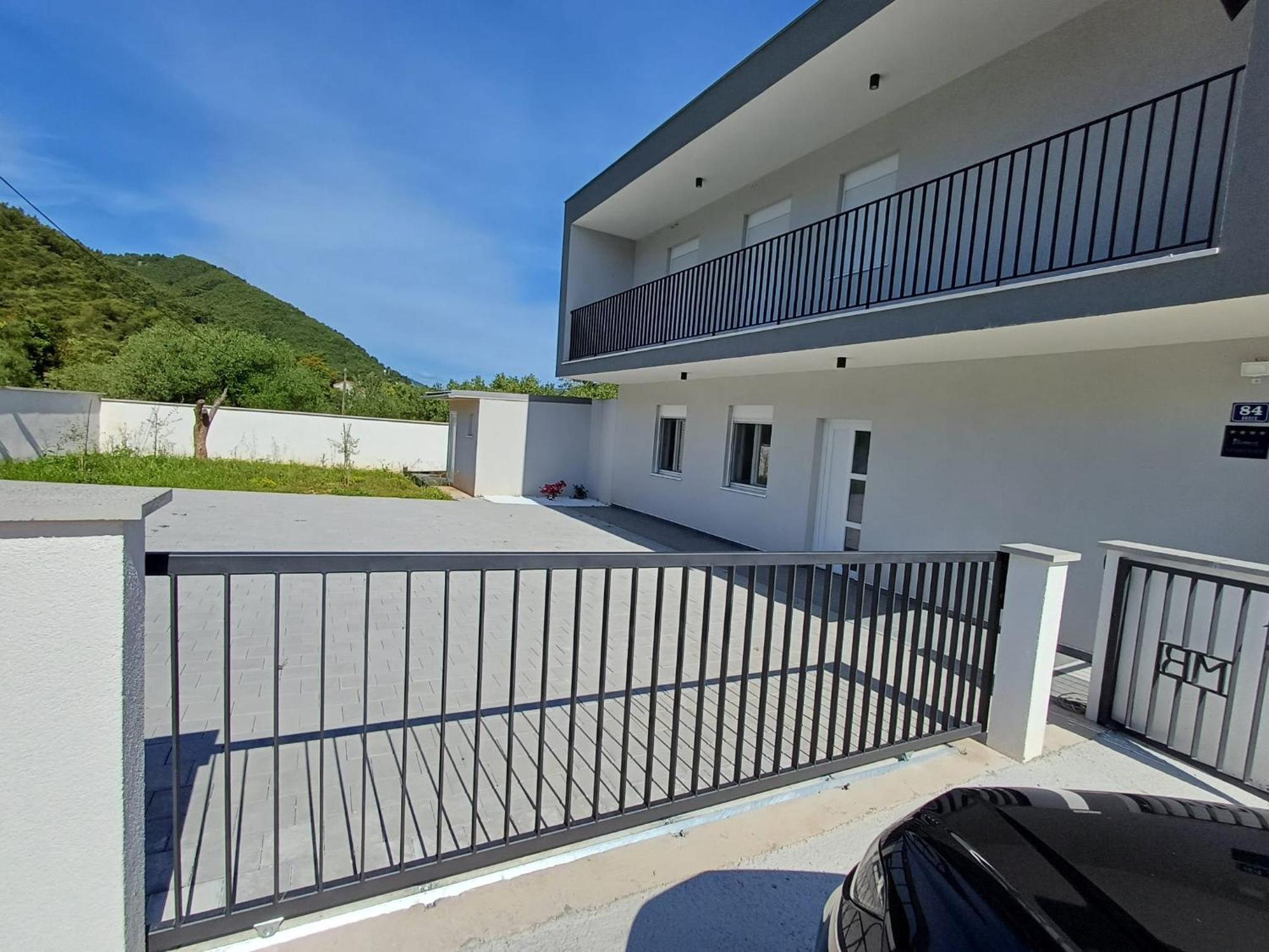 House Bartulovic -lucia With Sea View